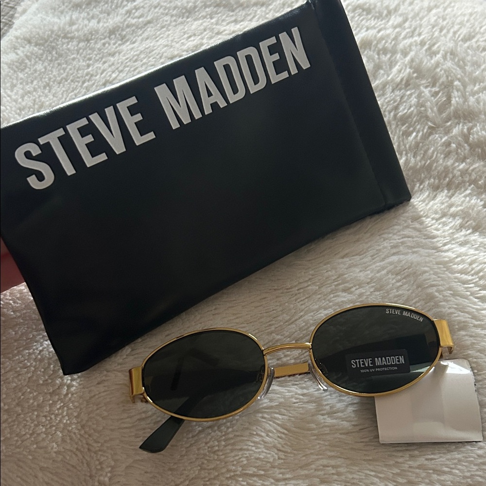 Steve Madden Women’s Mystie Sunglasses  - BNWT